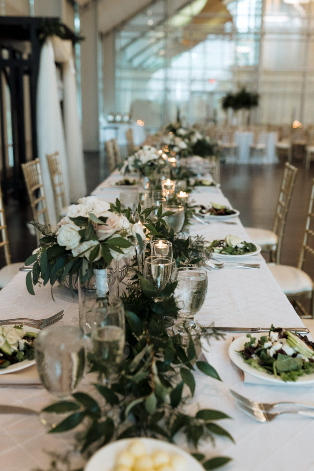 Why A Beautiful Wedding Tablescape is So Important