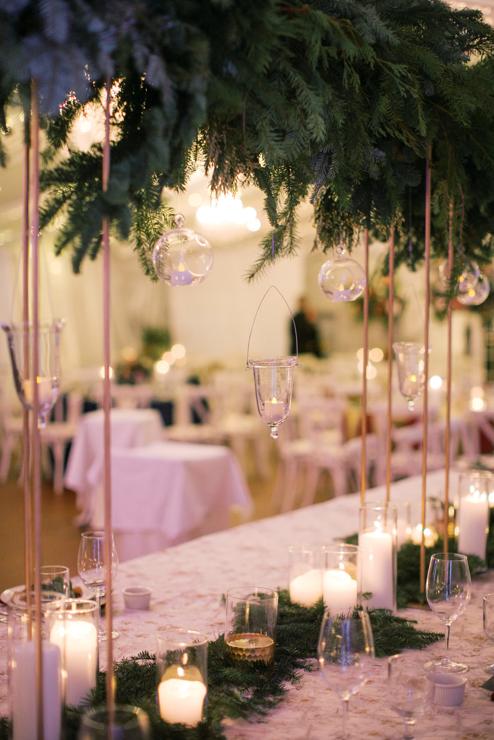 winter wedding tablescape