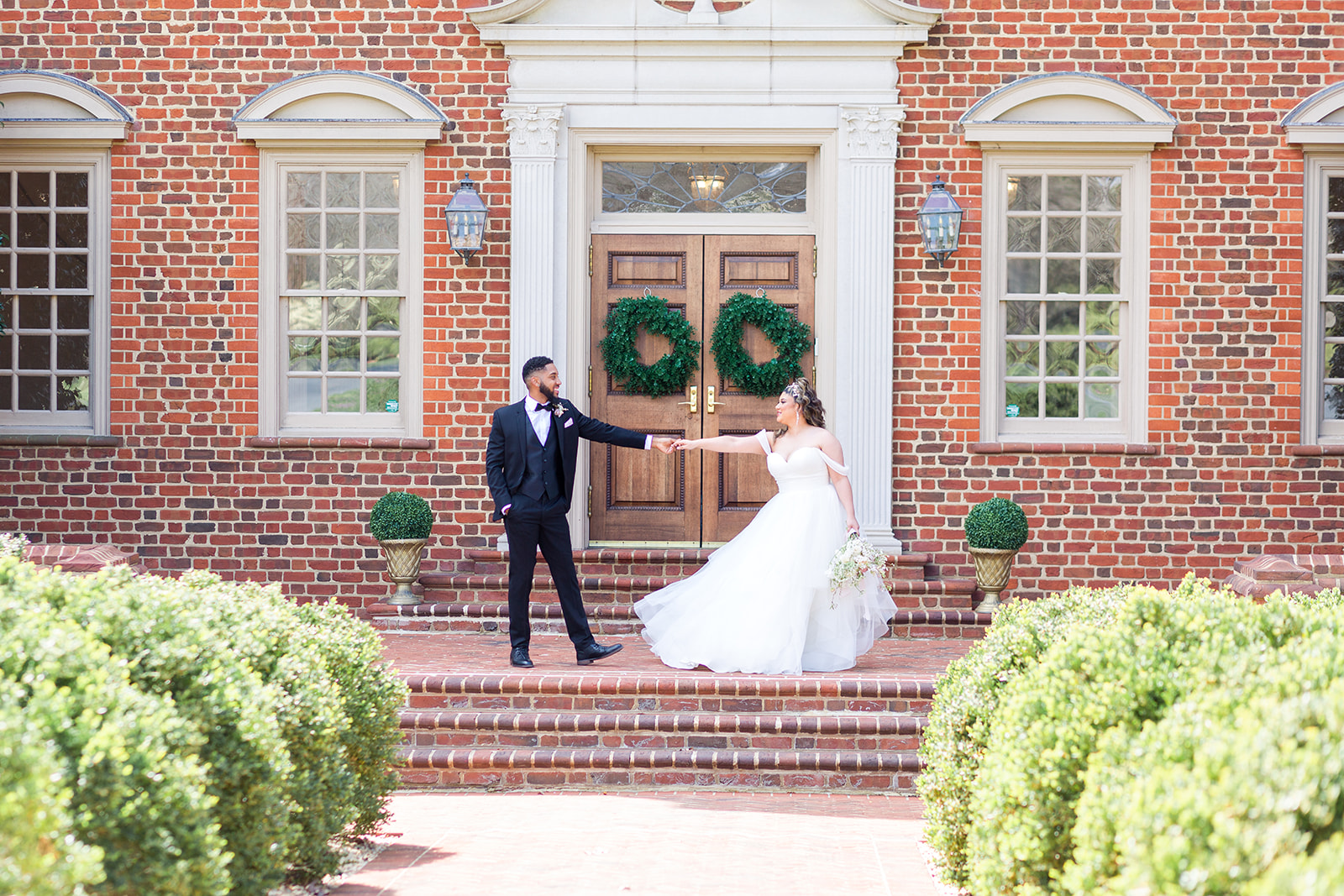 styled shoot bride and groom photos