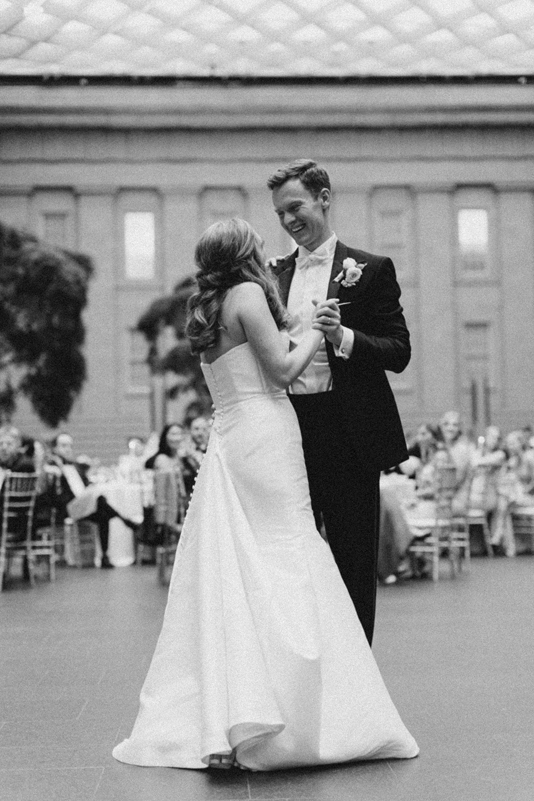 first dance Smithsonian museum wedding