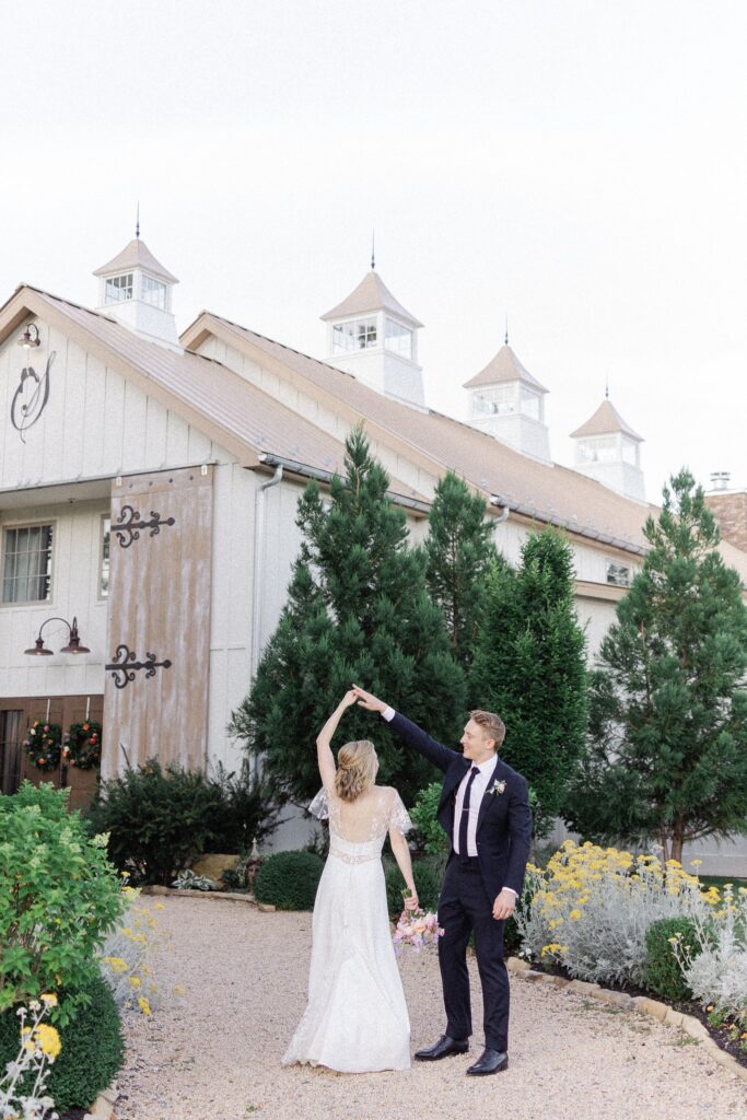 bride and groom photos