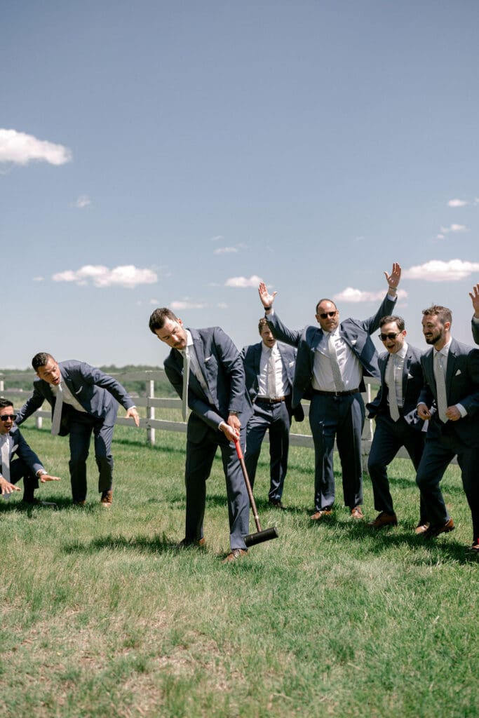 groomsmen photos