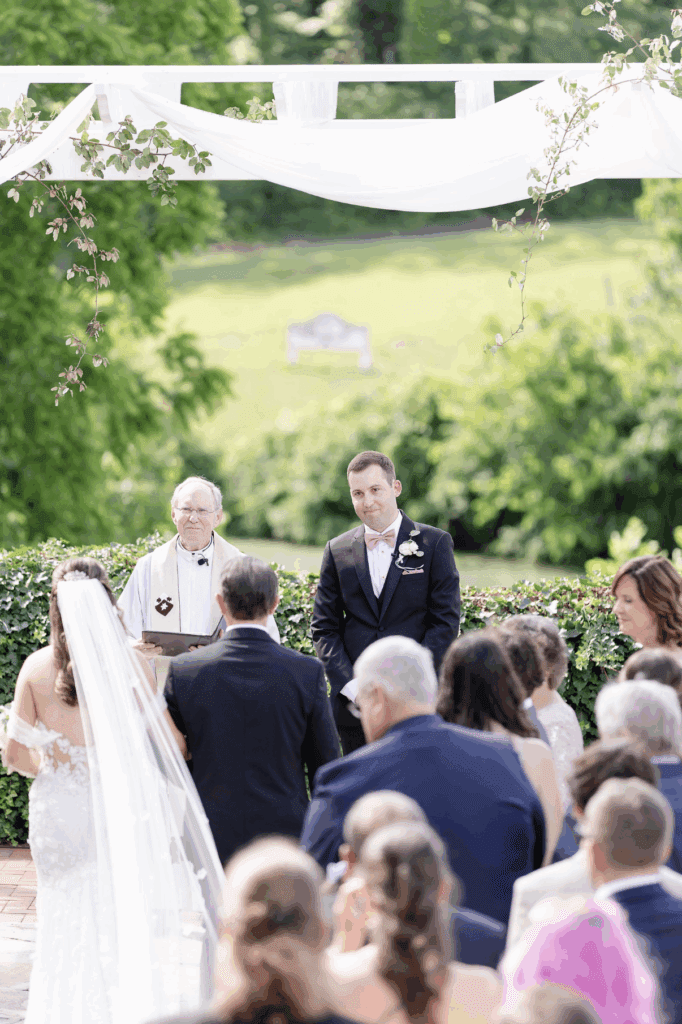 poplar springs manor outdoor wedding ceremony 
