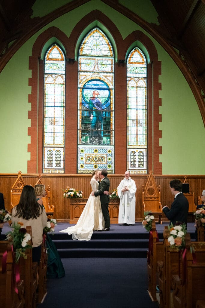the wool factory wedding in charlottesville wedding ceremony